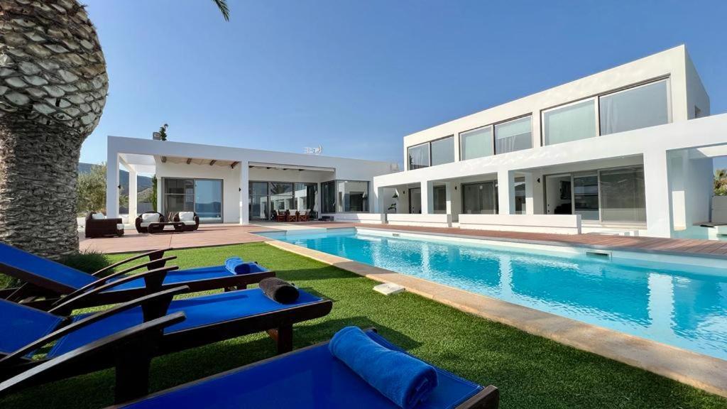 Leblanc Luxurious Beachfront Villa, Gcollectiongr エルミオニ エクステリア 写真