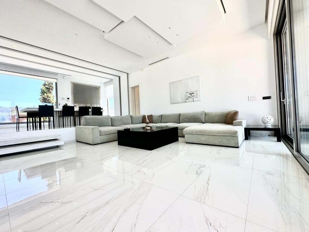Leblanc Luxurious Beachfront Villa, Gcollectiongr エルミオニ エクステリア 写真