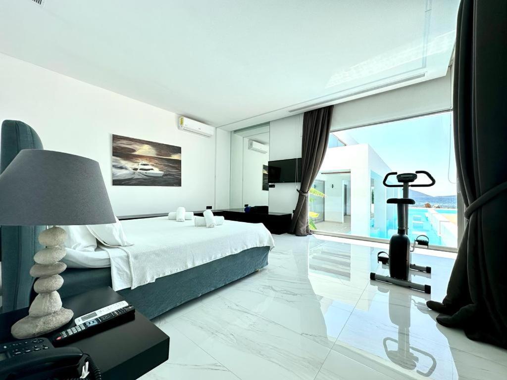 Leblanc Luxurious Beachfront Villa, Gcollectiongr エルミオニ エクステリア 写真