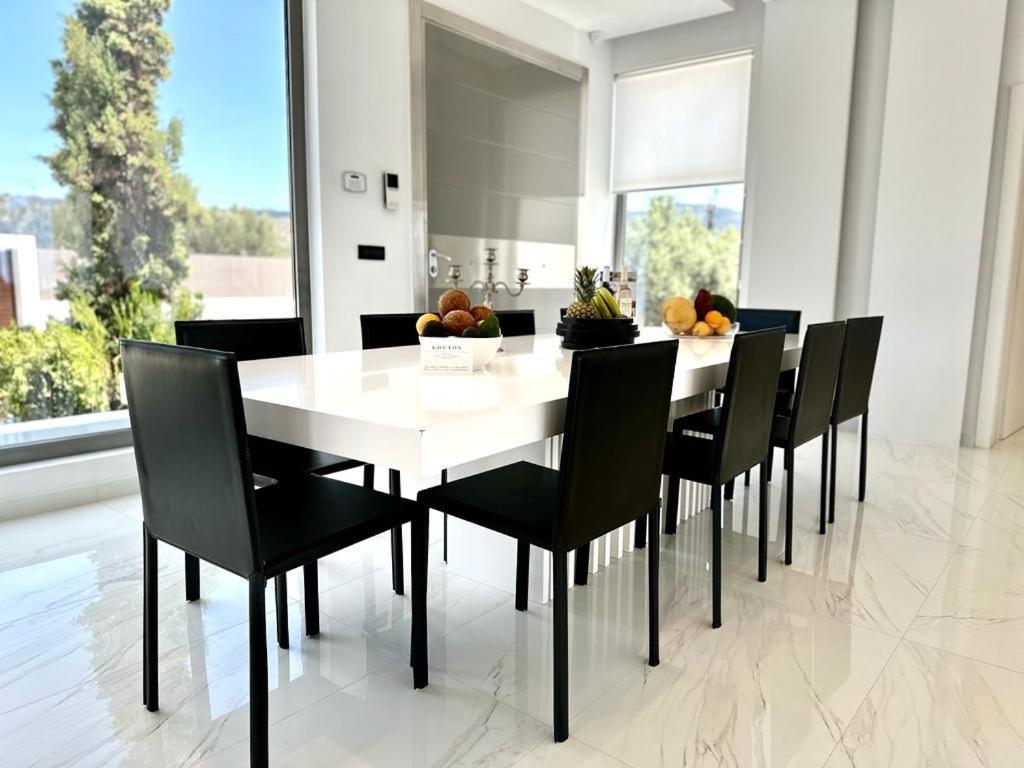 Leblanc Luxurious Beachfront Villa, Gcollectiongr エルミオニ エクステリア 写真