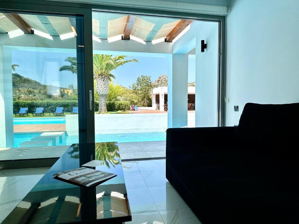 Leblanc Luxurious Beachfront Villa, Gcollectiongr エルミオニ エクステリア 写真