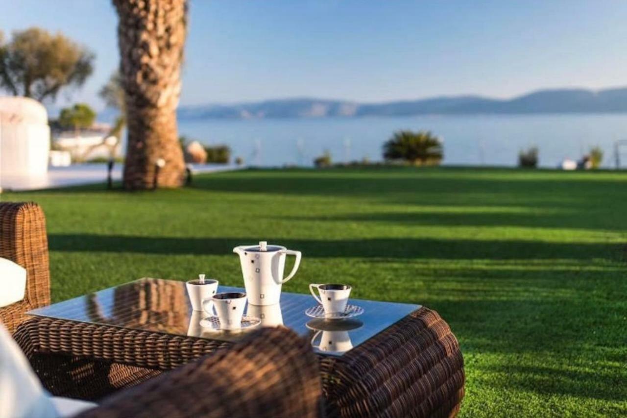 Leblanc Luxurious Beachfront Villa, Gcollectiongr エルミオニ エクステリア 写真